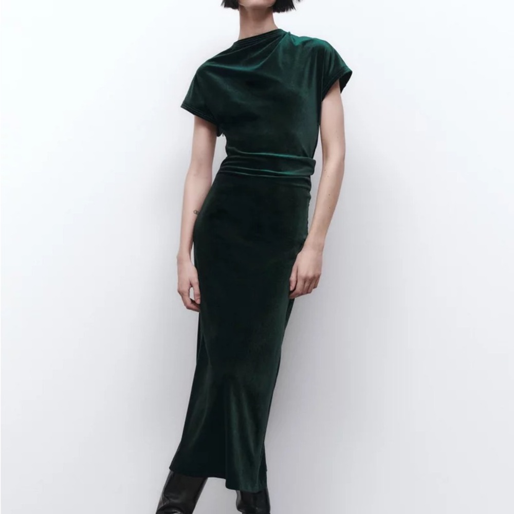 Zara Dark Green Velvet Dress